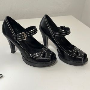 Chinese Laundry heels